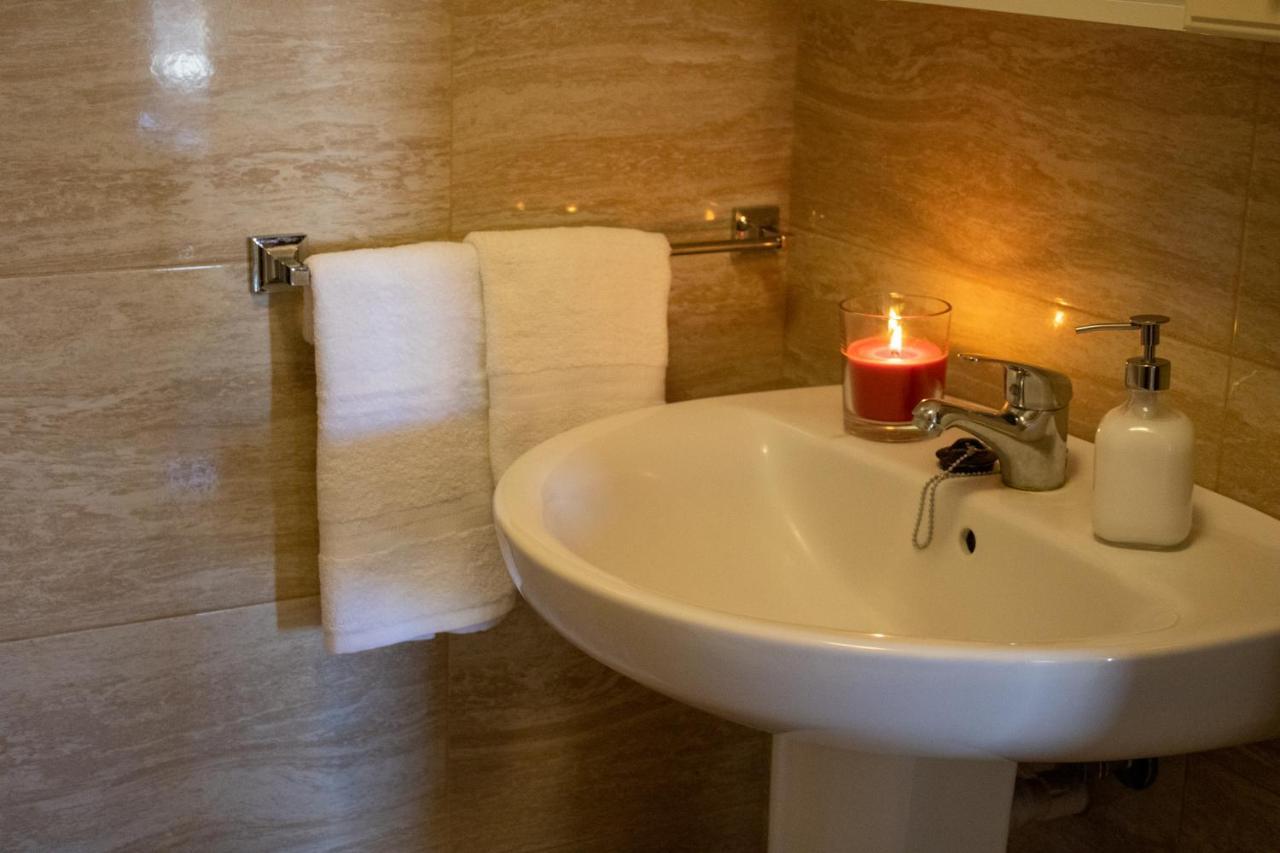 Puesta De Sol Rentals 2Aj Playa de San Juan  Ngoại thất bức ảnh