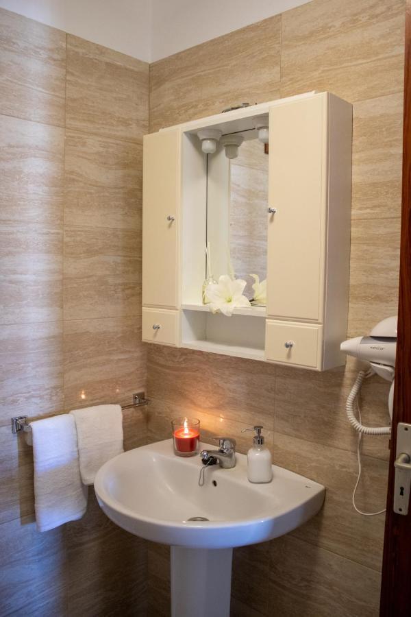 Puesta De Sol Rentals 2Aj Playa de San Juan  Ngoại thất bức ảnh
